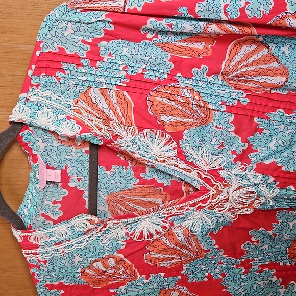 Lilly Pulitzer Sarasota Seashell Beaded Tunic Top sz Large - Picture 2 of 5